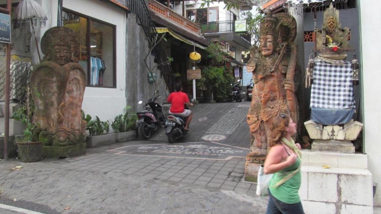 Ubud Market Hostel Buitenkant foto