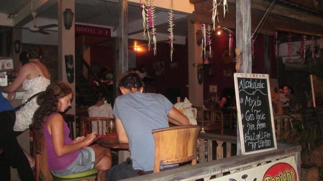 Ubud Market Hostel Buitenkant foto